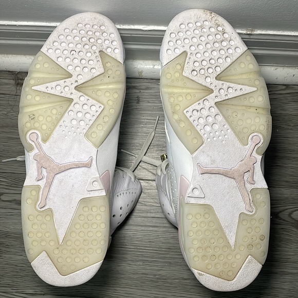 Air Jordan 6 Retro Gold Hoops - Picture 3 of 4